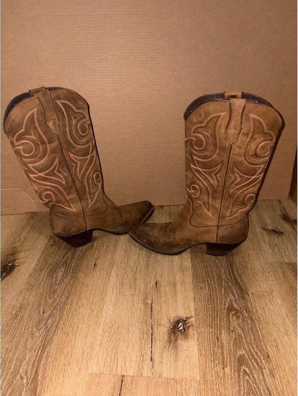 Durango Women’s 9.5M Tan Leather Western Cowboy Boots